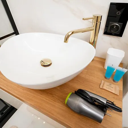 Widzewska Deluxe By Bookinghost Апартаменты *