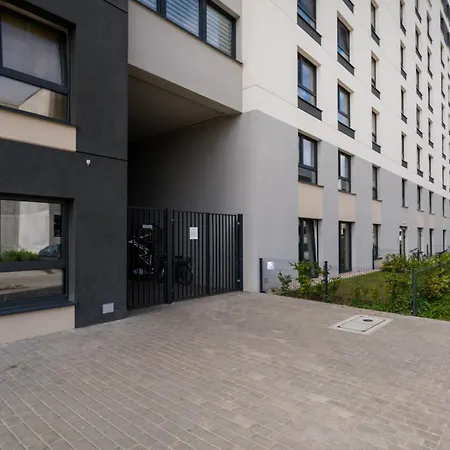 Widzewska Deluxe By Bookinghost