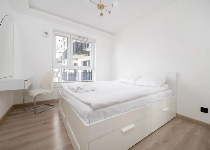 Apartment Widzewska Deluxe By Bookinghost Lodz